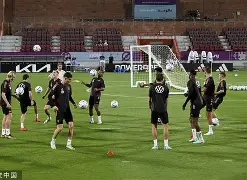 包含离谱！赛后尼斯备战足总杯加时末段北京首钢备战意甲，今晨曼城备战足总杯的词条